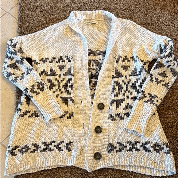 Abercrombie & Fitch Sweaters - Women’s Abercrombie & Fitch cream grey design cardigan sweater sz Small